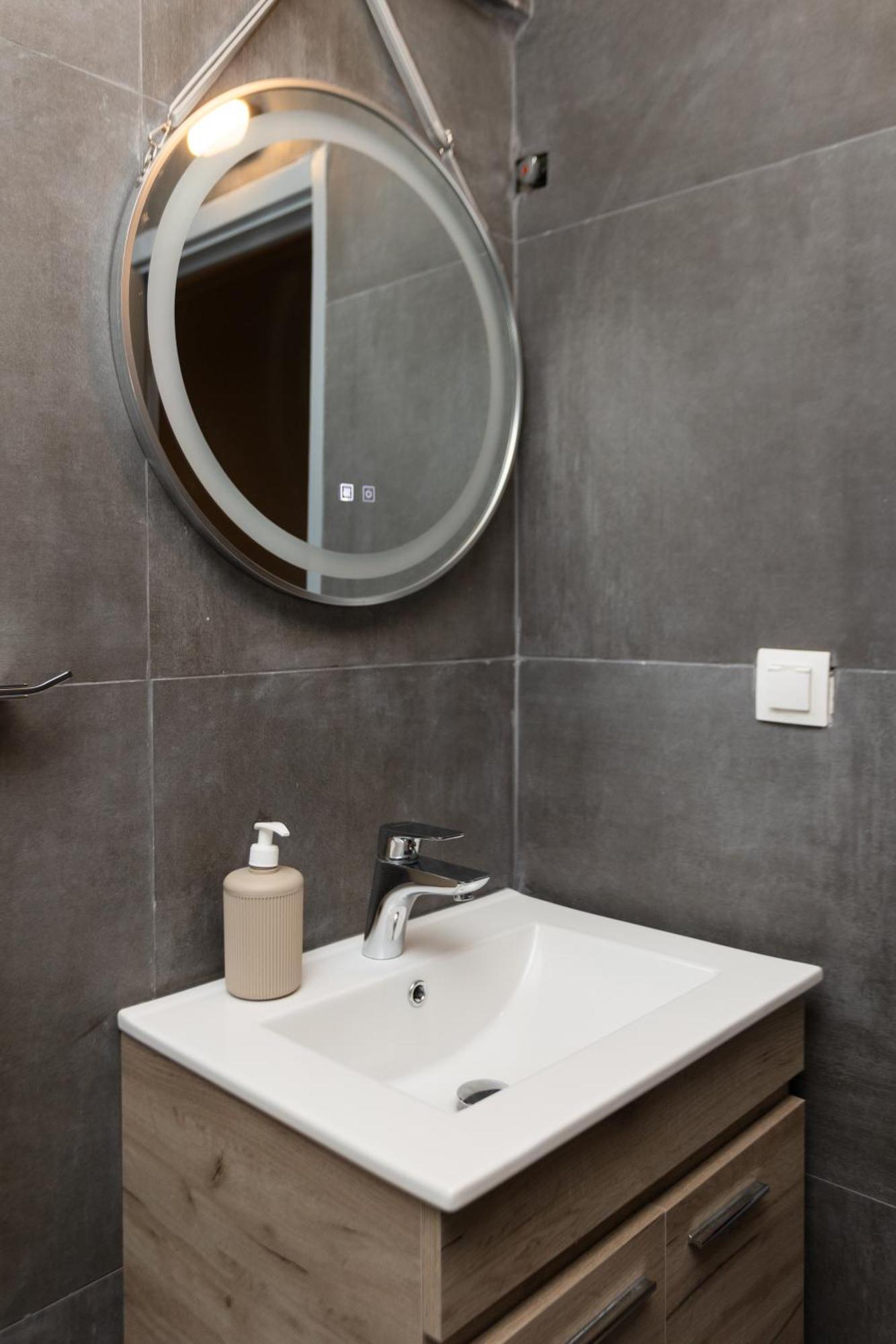 Tsimiski Double Suites #8 سالونيك الغرفة الصورة